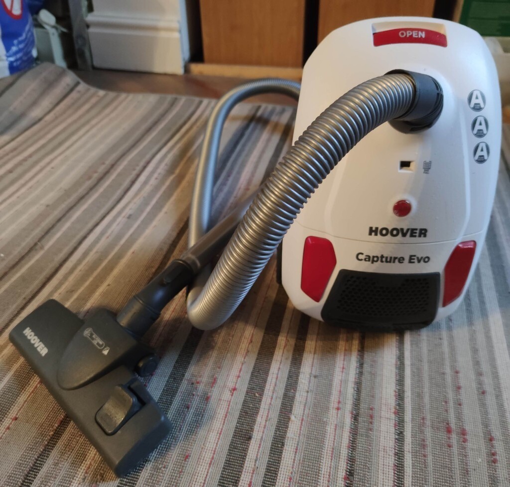 Hoover BV71CP10 Capture Evo Bagged 